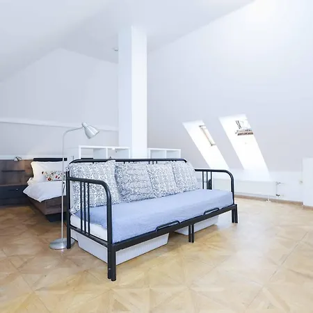 Aparthotel Beethoven 3*