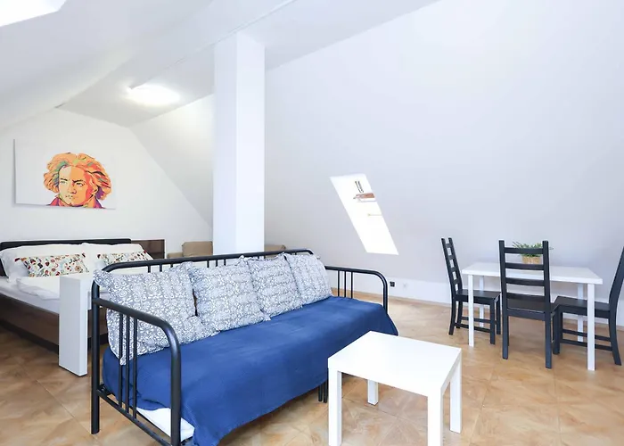 Beethoven Aparthotel 3*